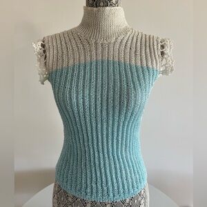 💙Blue and white Knit Top💙